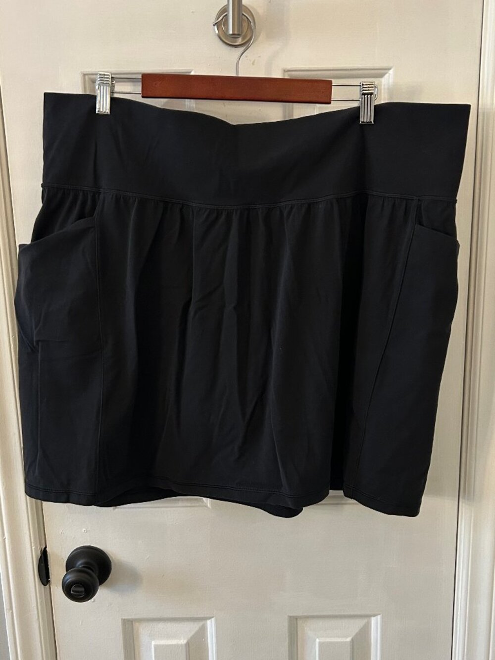Athleta Size 3X Plus Size Salutation Stash Pocket 16.5" Skort Black